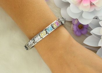 Nomination Composable Classic 33032212 – zawieszka w kształcie koniczynki z białą cyrkonią. Srebro 925 i stal. Idealna do spersonalizowanej bransoletki.ewee2.jpg